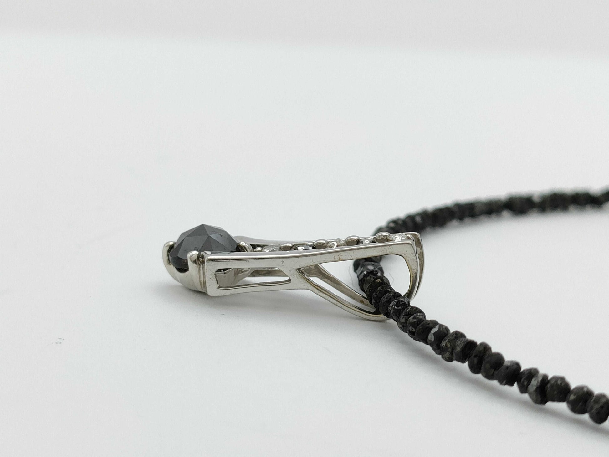 D0.77/0.09/10.03ct K18WG 4.7g Necklace 