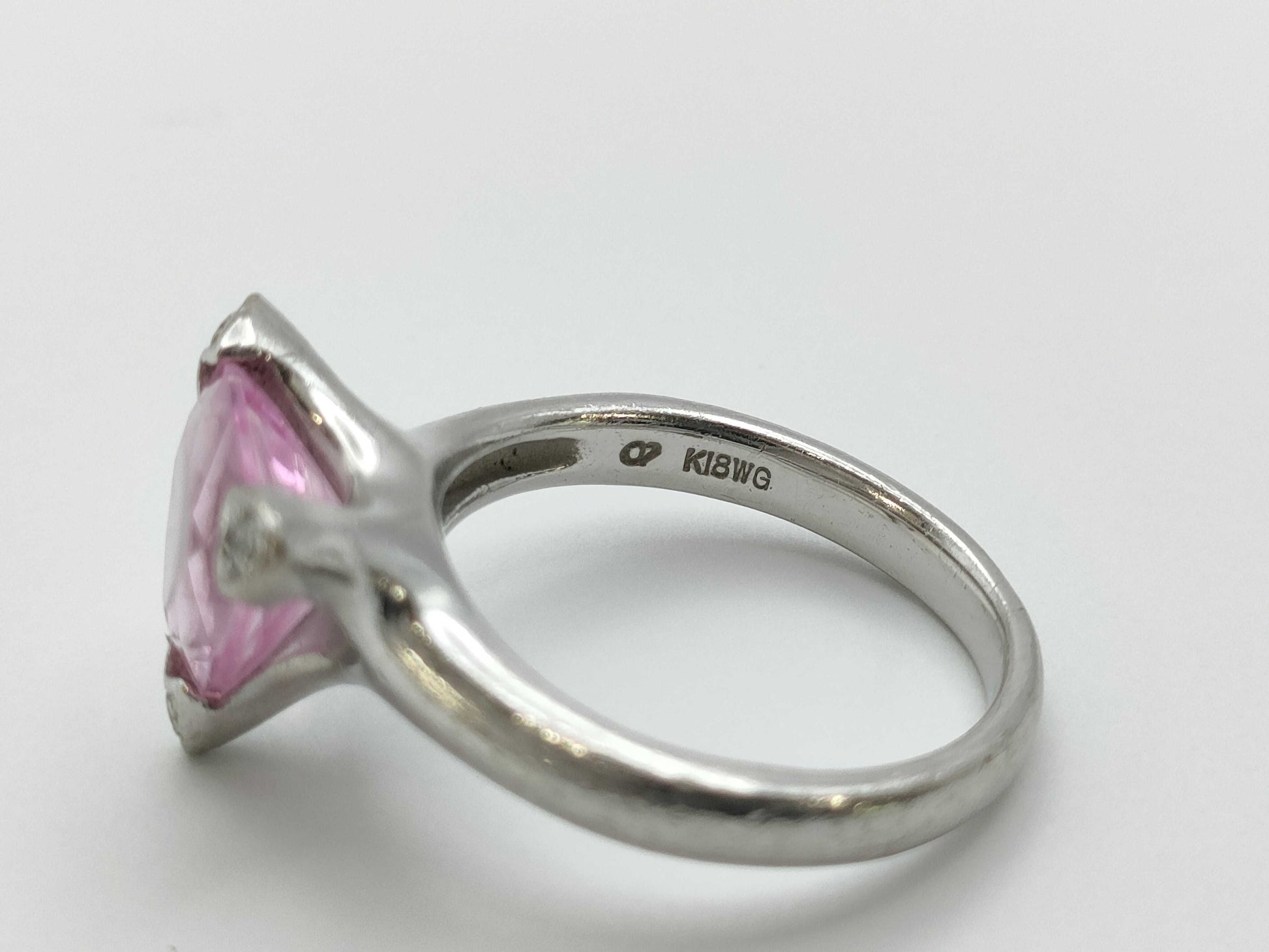 Colored Stone 2.61ct D0.06ct K18WG 6.4g Ring 