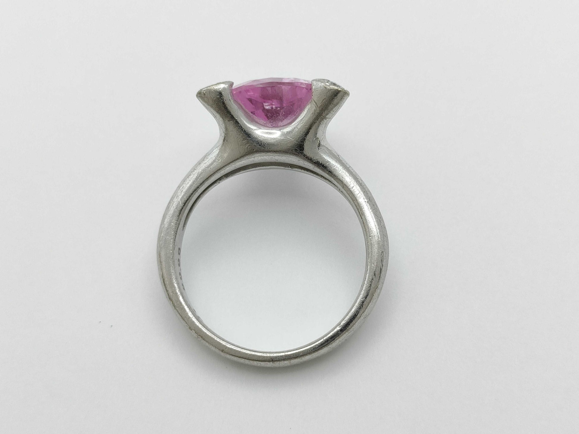 Colored Stone 2.61ct D0.06ct K18WG 6.4g Ring 