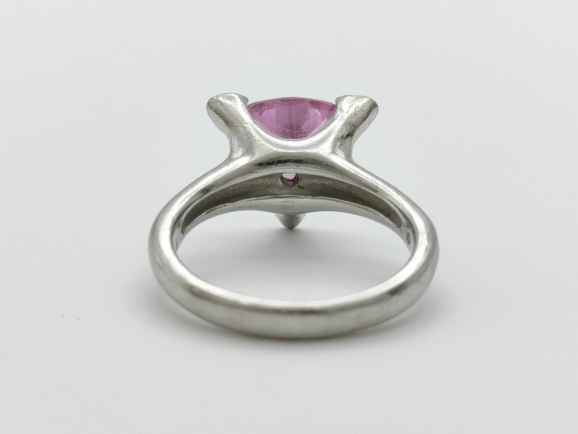Colored Stone 2.61ct D0.06ct K18WG 6.4g Ring 