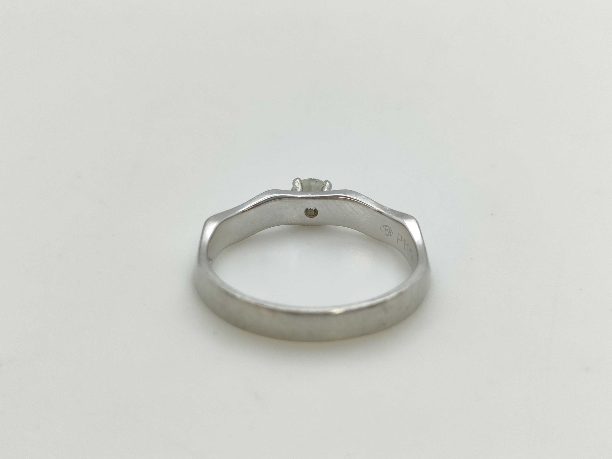 D0.308ct Pt950 5.0g Ring 