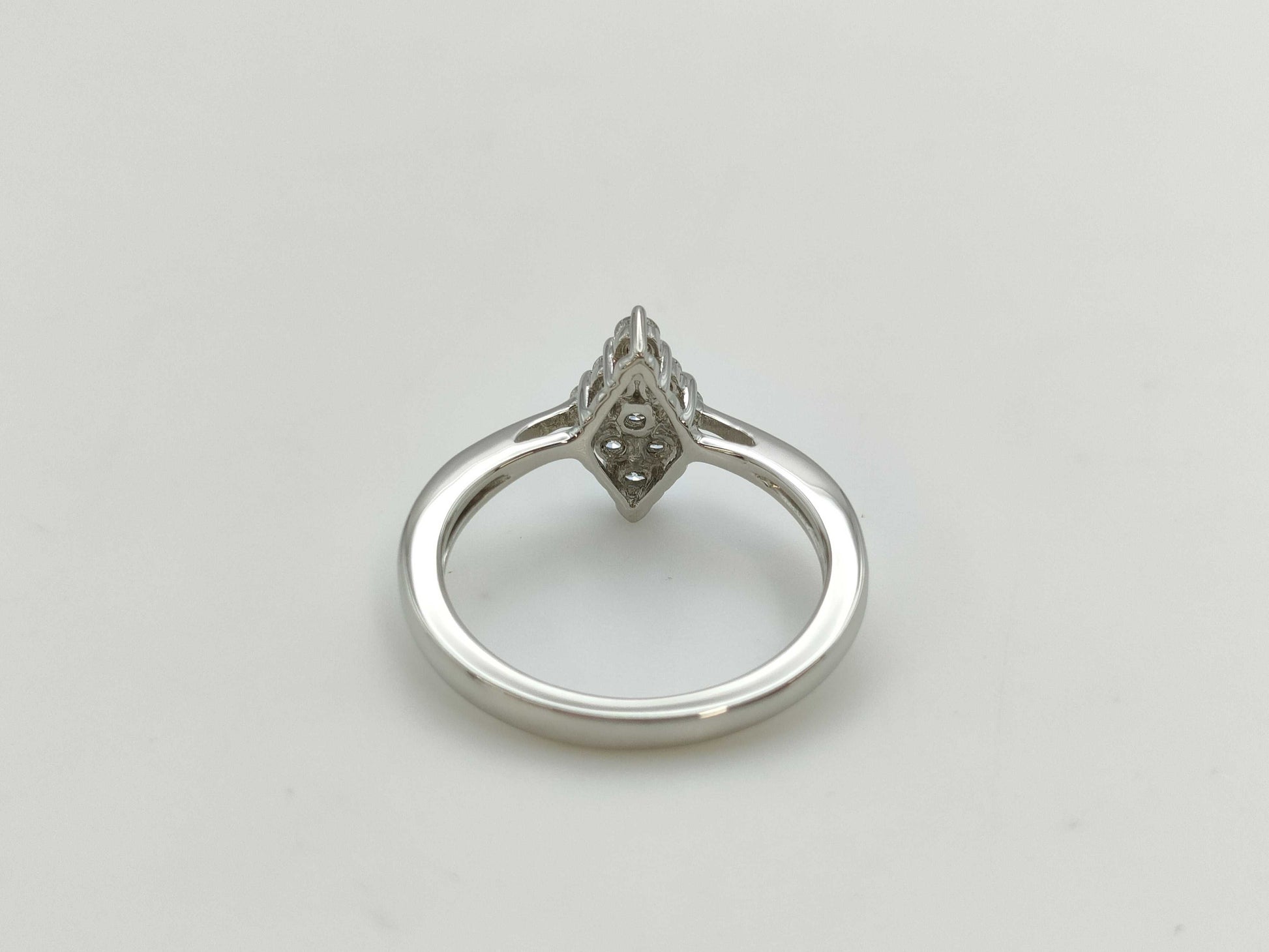 D0.30ct Pt950 4.1g Ring 