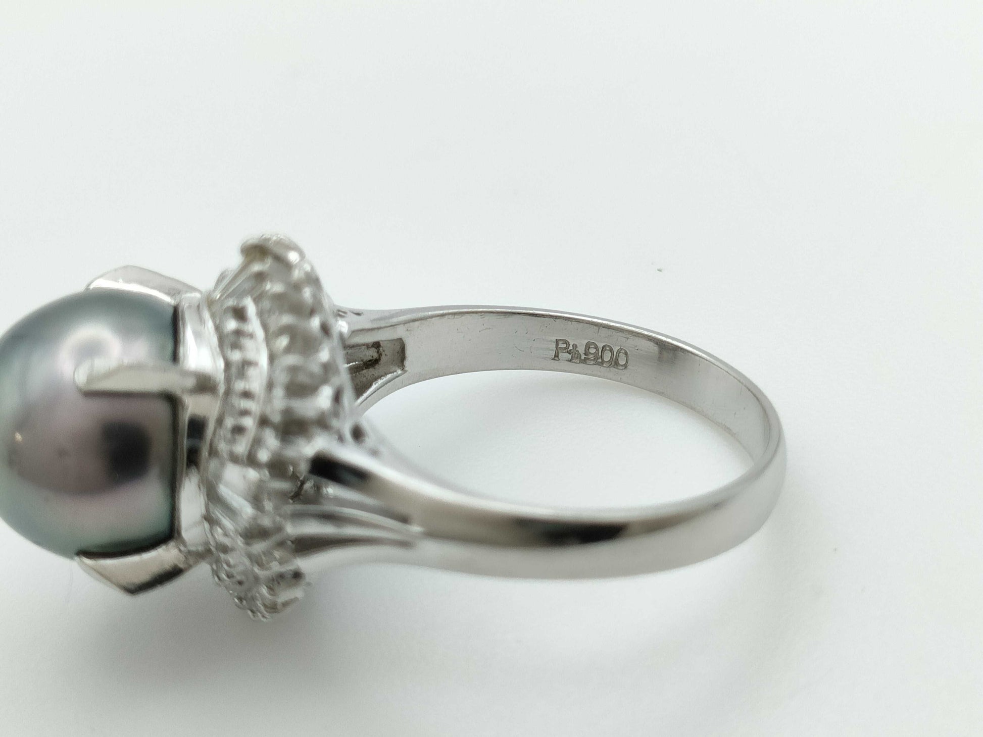 Pearl, Diameter: Approx. 10.2mm, D0.55ct, Pt900, 7.5g, Ring 