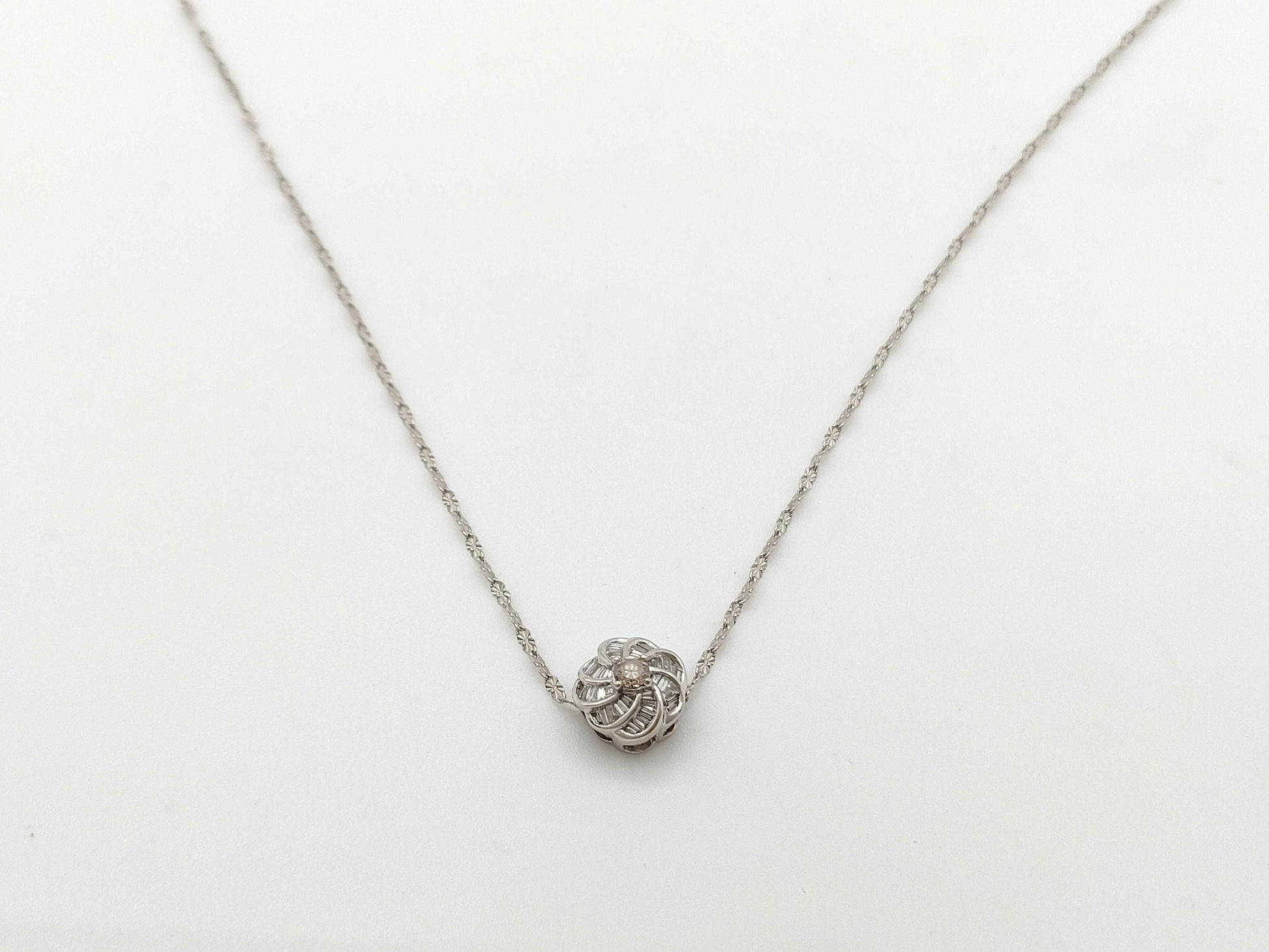 Diamond K18WG/PT1000 4.0g Necklace 