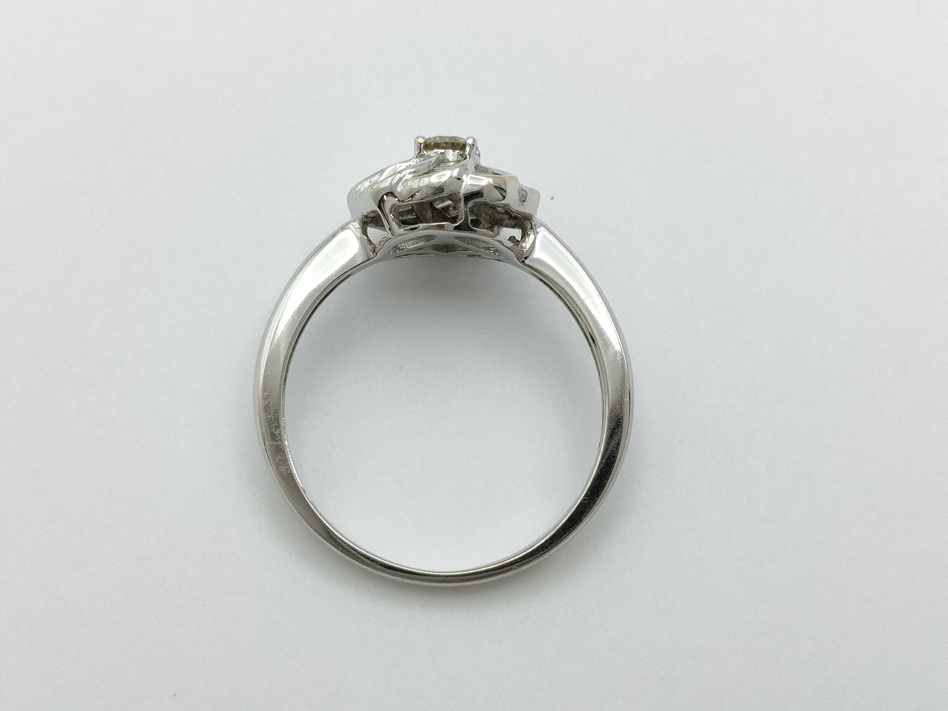 Diamond K18WG 2.7g Ring 