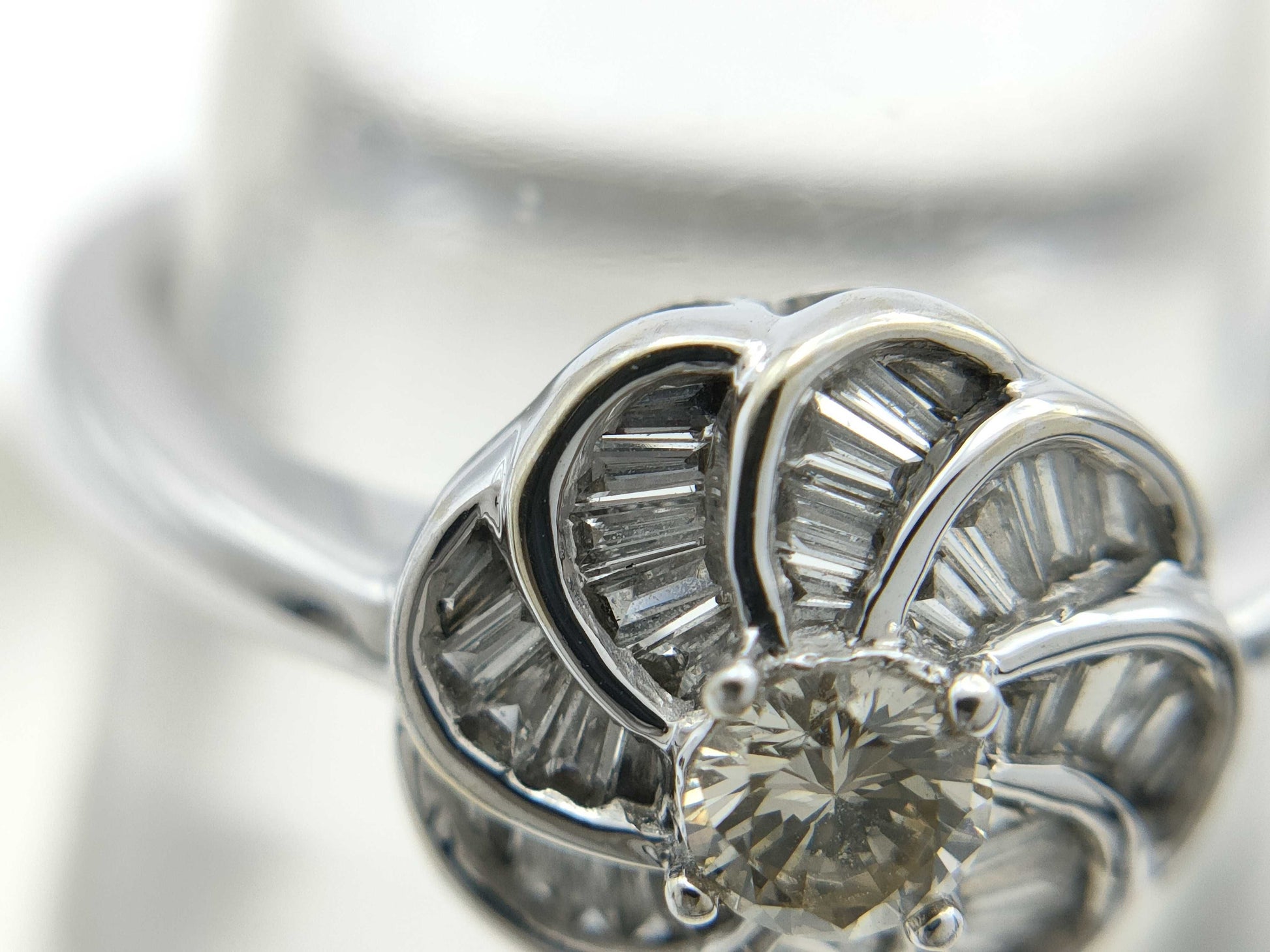 Diamond K18WG 2.7g Ring 