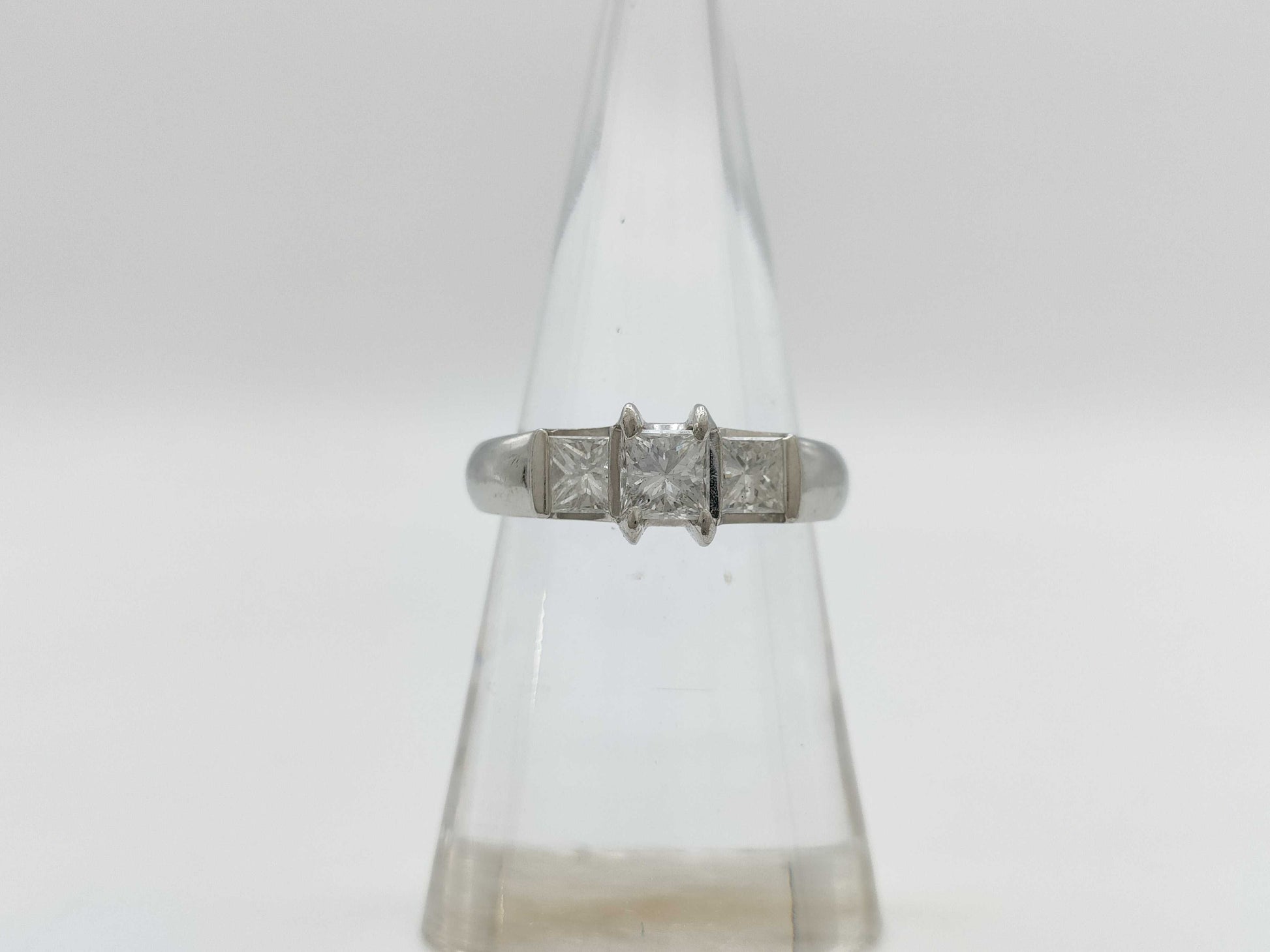 D1.00ct PT900 6.4g Ring 