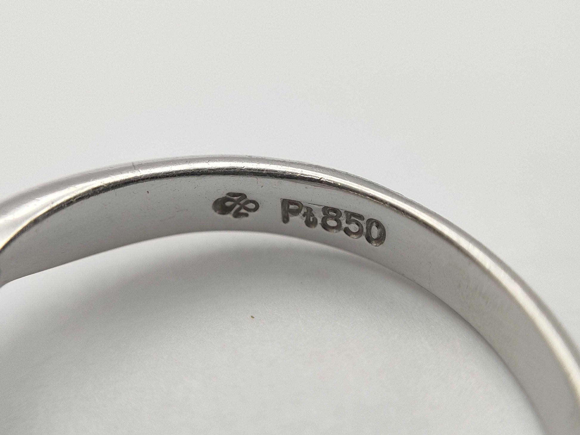 Pearl diameter: approx. 7.8mm, D0.06ct, PT850, 4.9g, Ring 