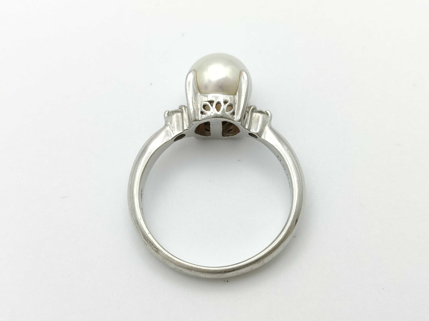 Pearl diameter: approx. 7.8mm, D0.06ct, PT850, 4.9g, Ring 