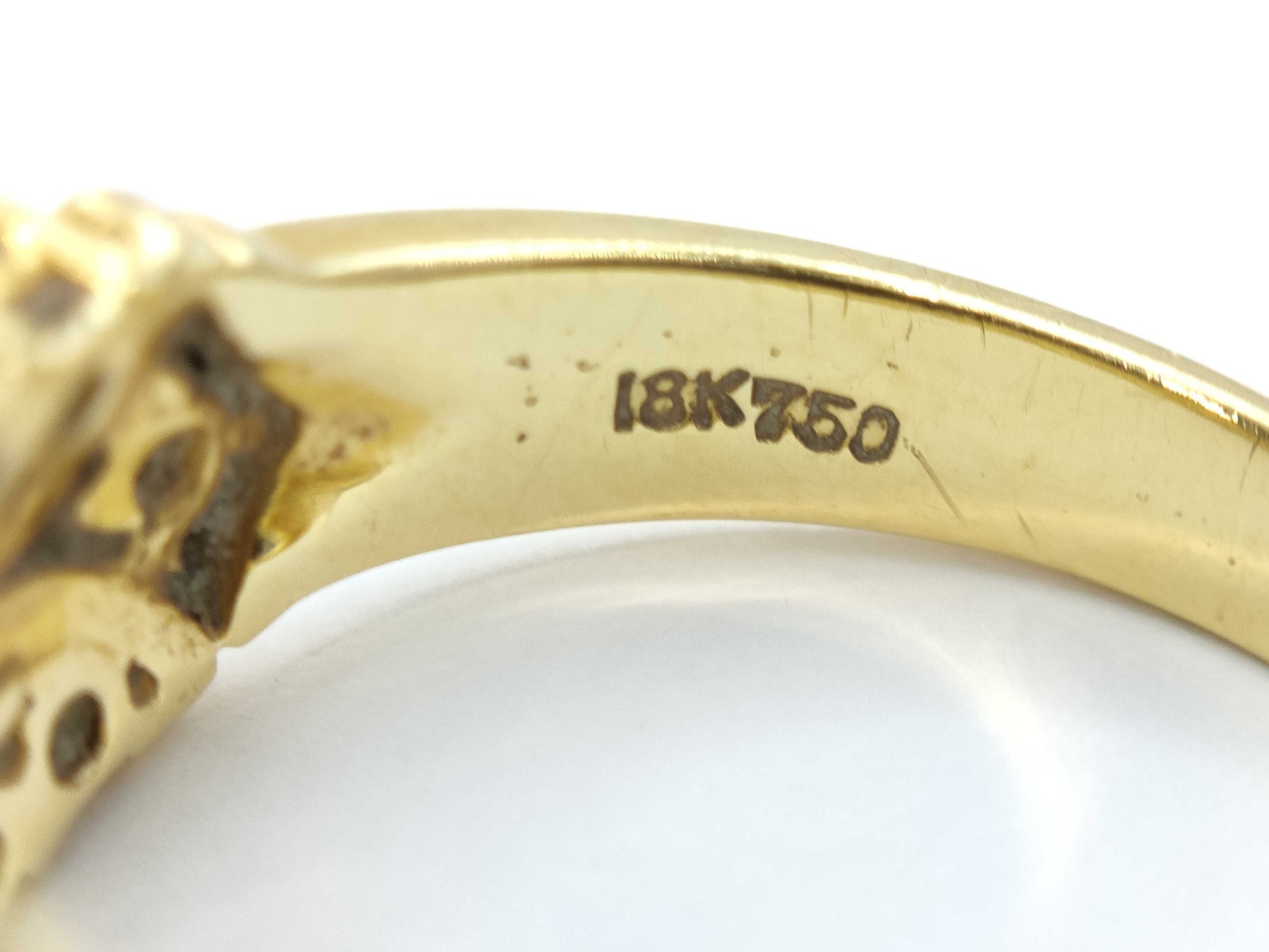 D1.09ct 750 4.9g Ring 