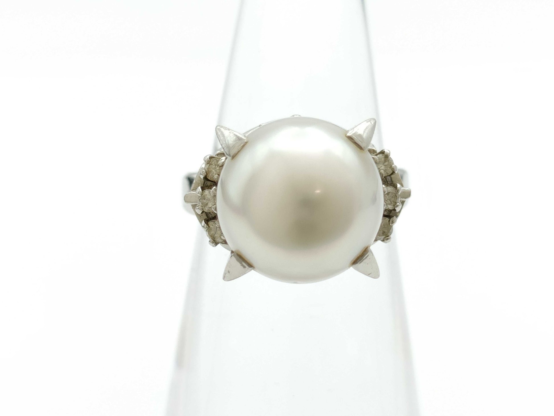 Pearl diameter: approx. 10.7mm, D0.10ct, PT900, 8.2g, Ring 