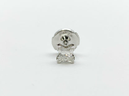 LOUIS VUITTON Star Diamond Earrings in White Gold and AU750, 1.1g 