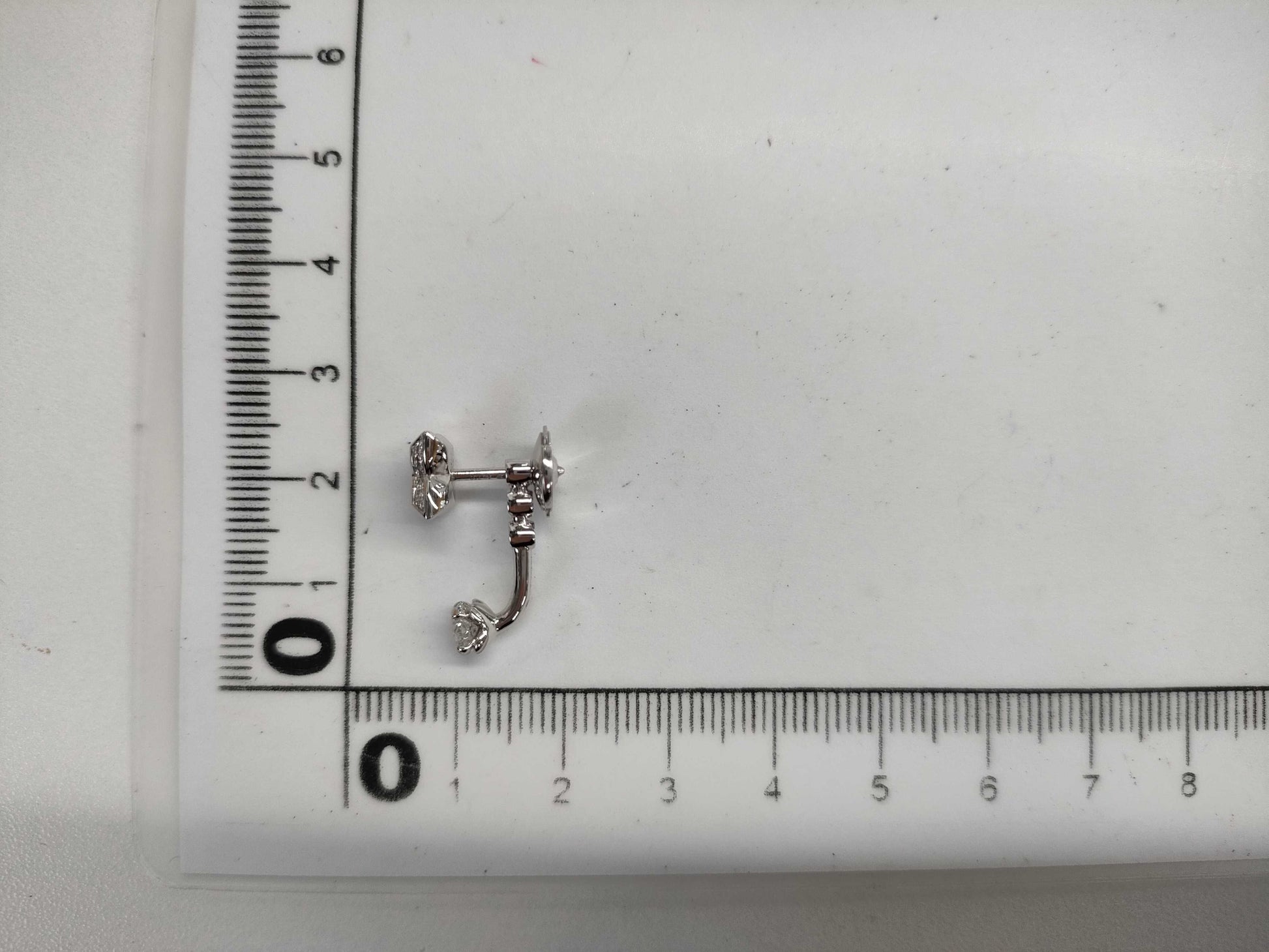 LOUIS VUITTON Star Blossom Diamond WHITE AU750 3.3g 