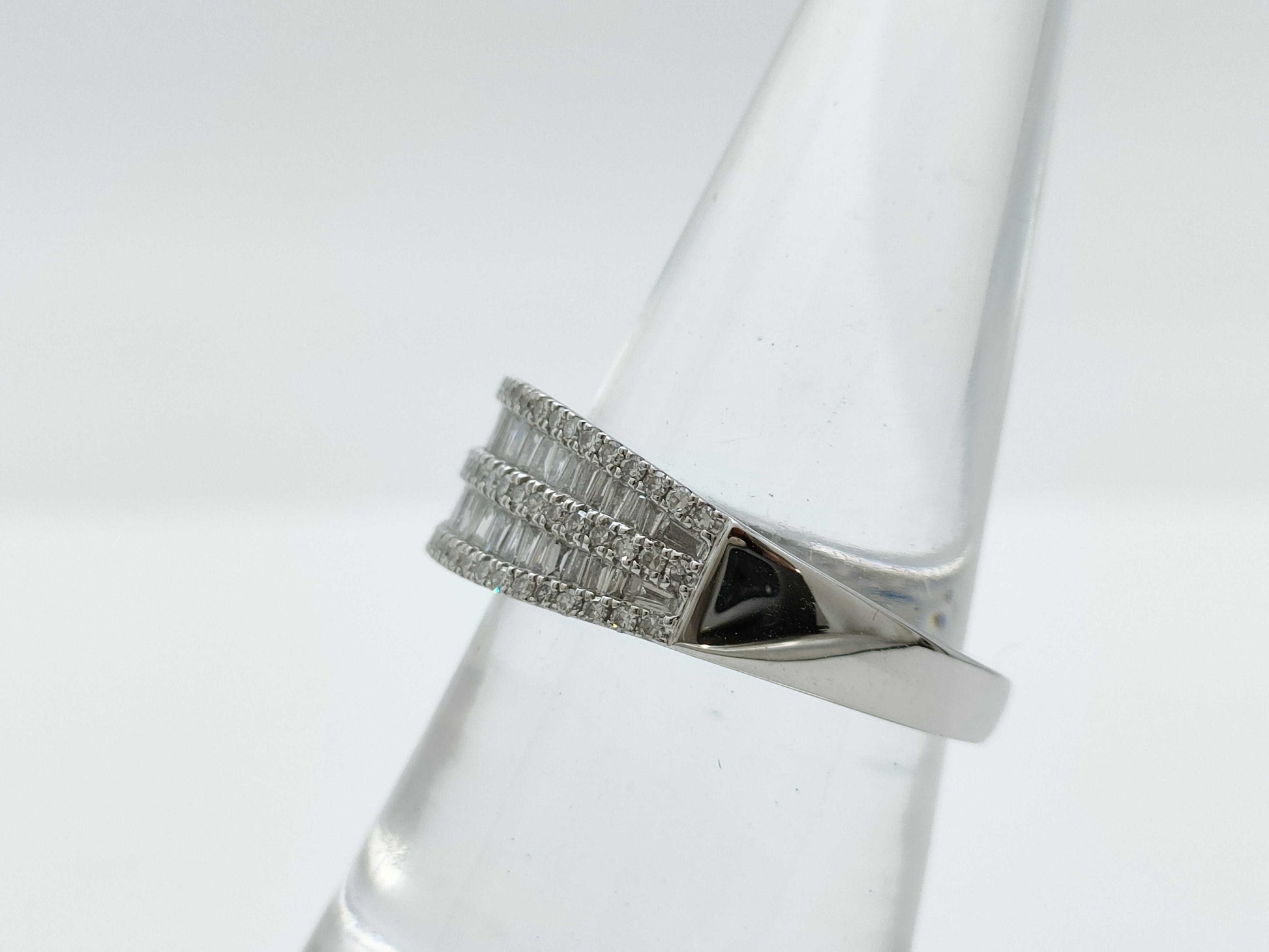 D1.00ct Pt950 7.0g Ring 