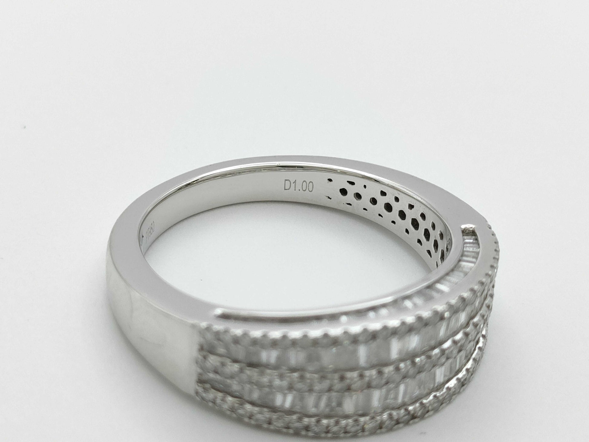 D1.00ct Pt950 7.0g Ring 