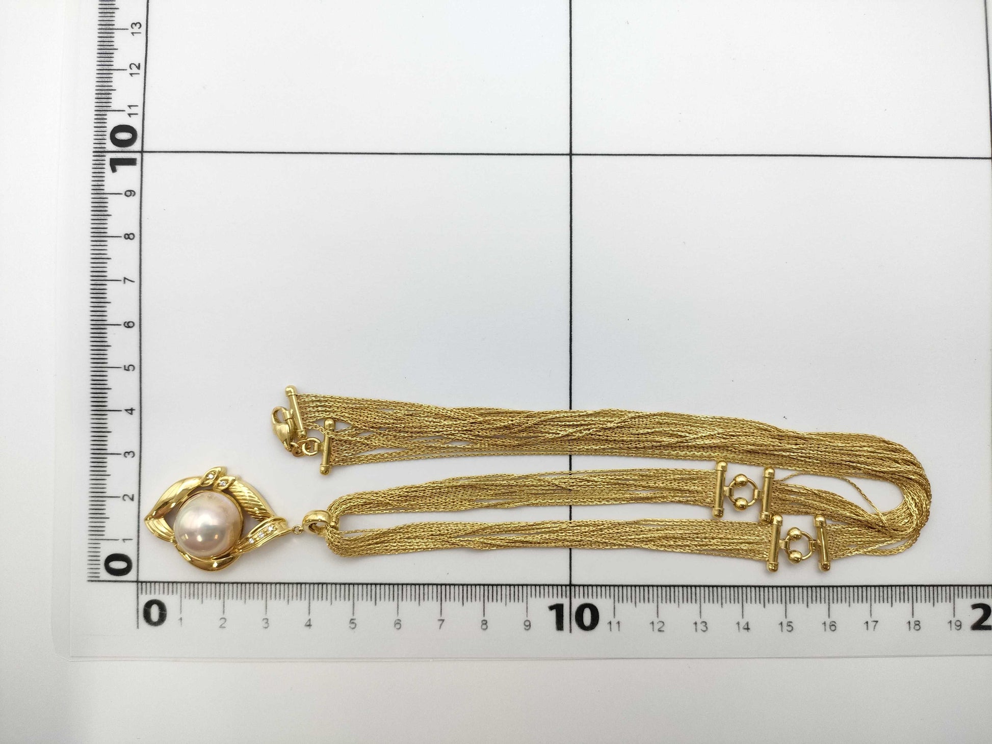 Mabe Pearl Necklace, Diameter: Approx. 13.8mm, D0.04ct, 750, 37.5g 