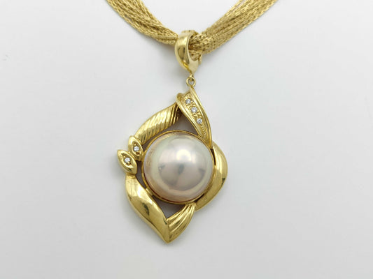 Mabe Pearl Necklace, Diameter: Approx. 13.8mm, D0.04ct, 750, 37.5g 