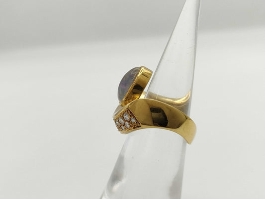 Opal and Diamond 18K 9.7g Ring 