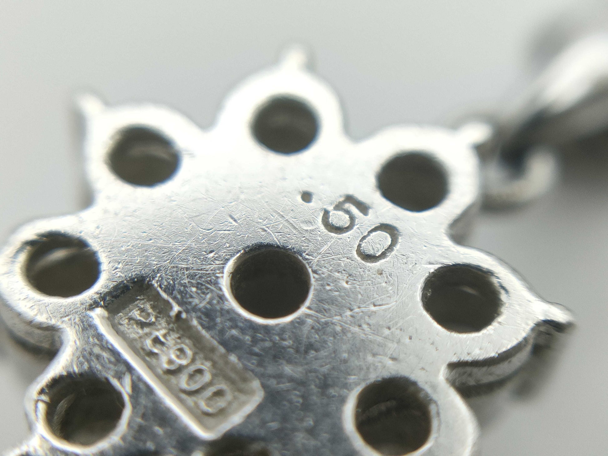 D0.50ct Pt900/850 5.2g Necklace 