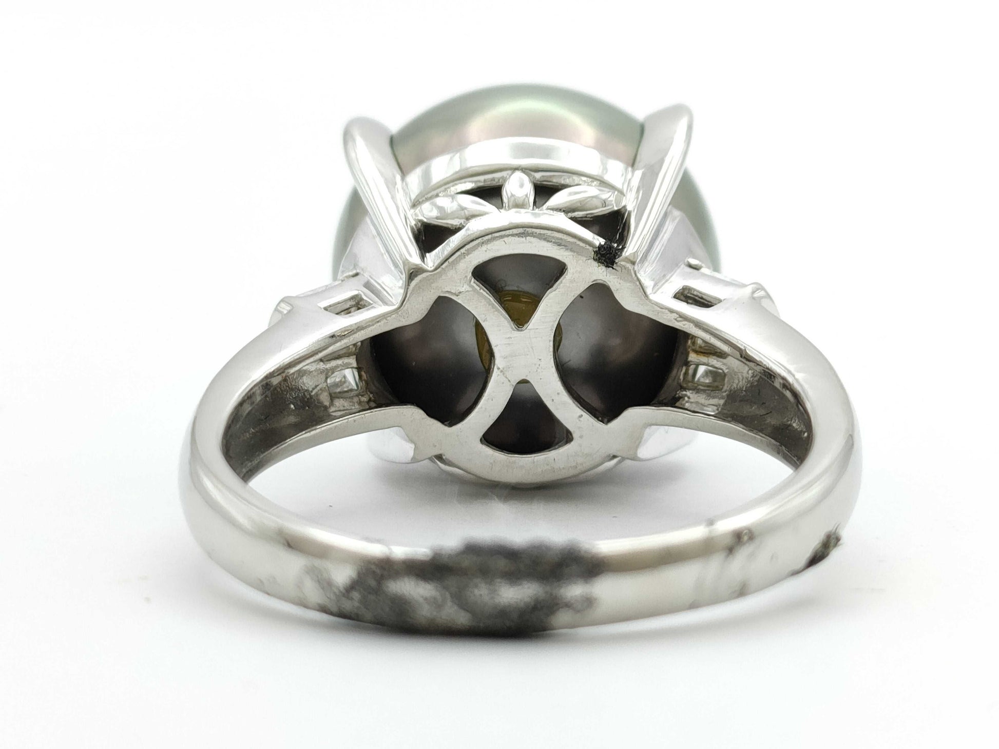 Pearl Ring, Diameter: Approx. 14.4mm, D0.22ct, Pt900, 11.8g 
