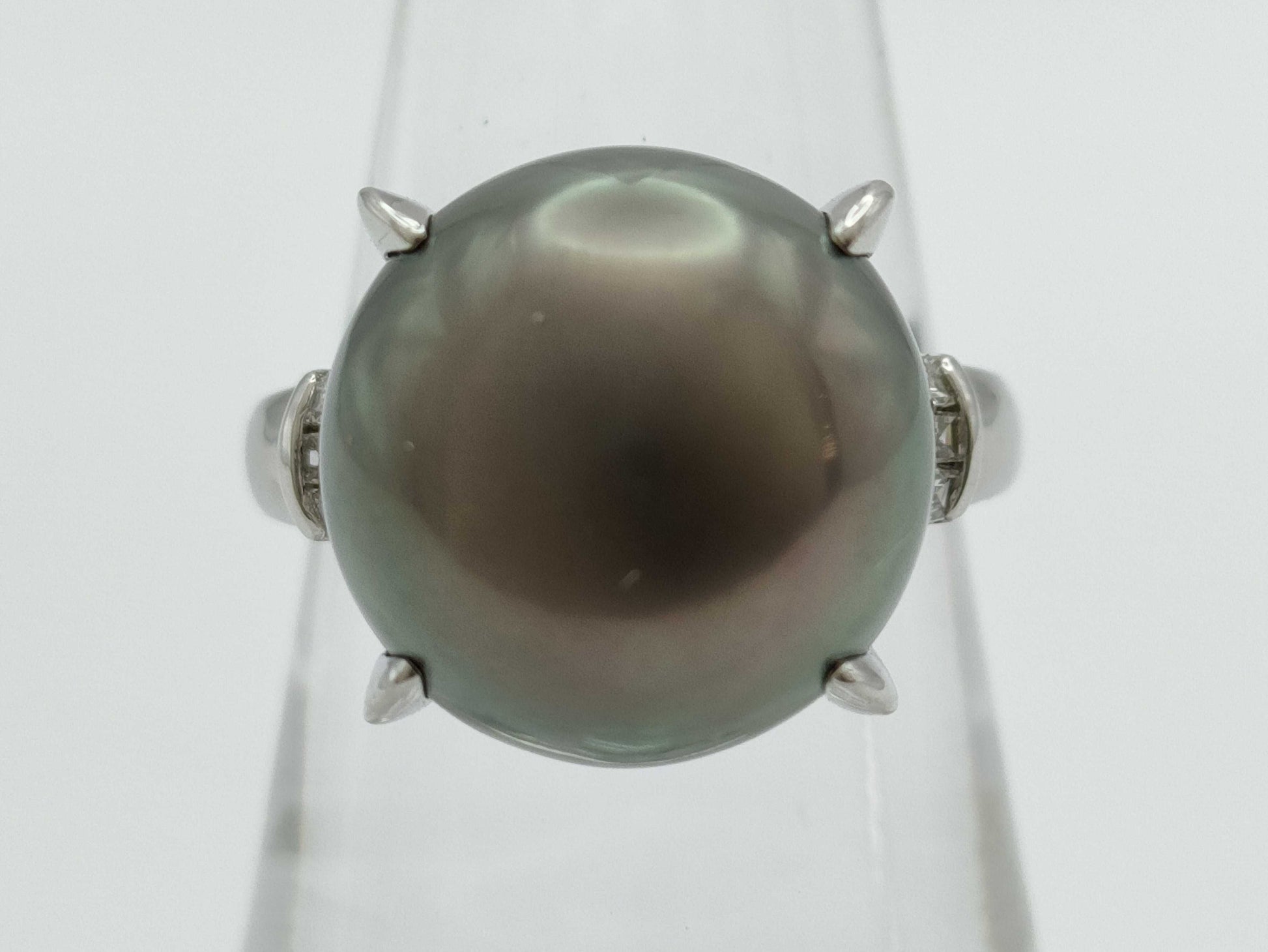 Pearl Ring, Diameter: Approx. 14.4mm, D0.22ct, Pt900, 11.8g 