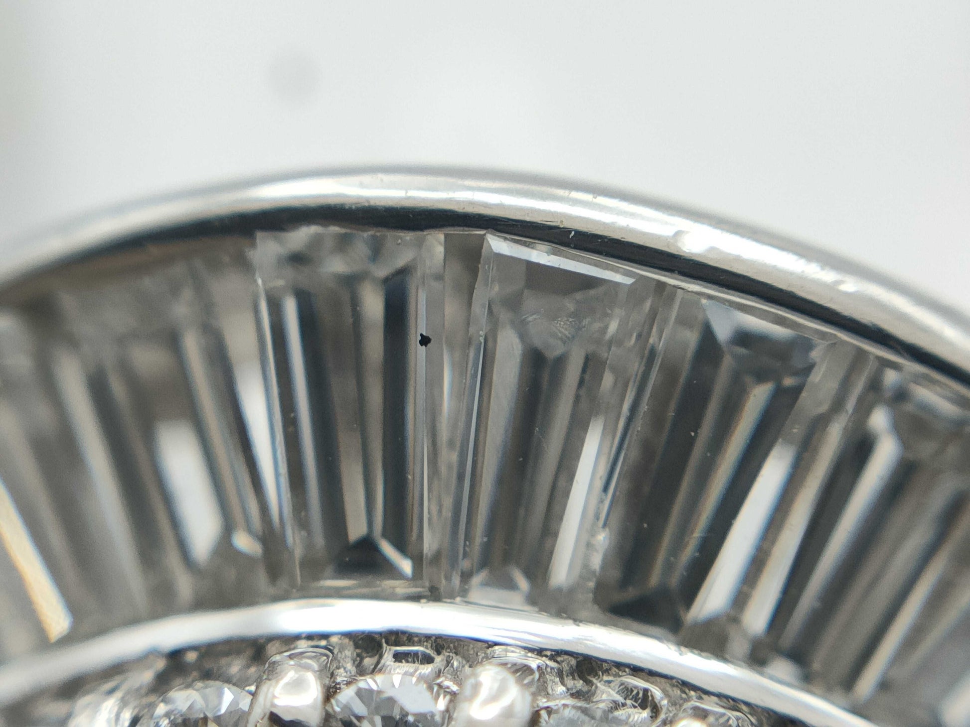 Pearl Ring, Diameter: Approx. 14.3mm, D1.95ct, Pt900, 19.4g 