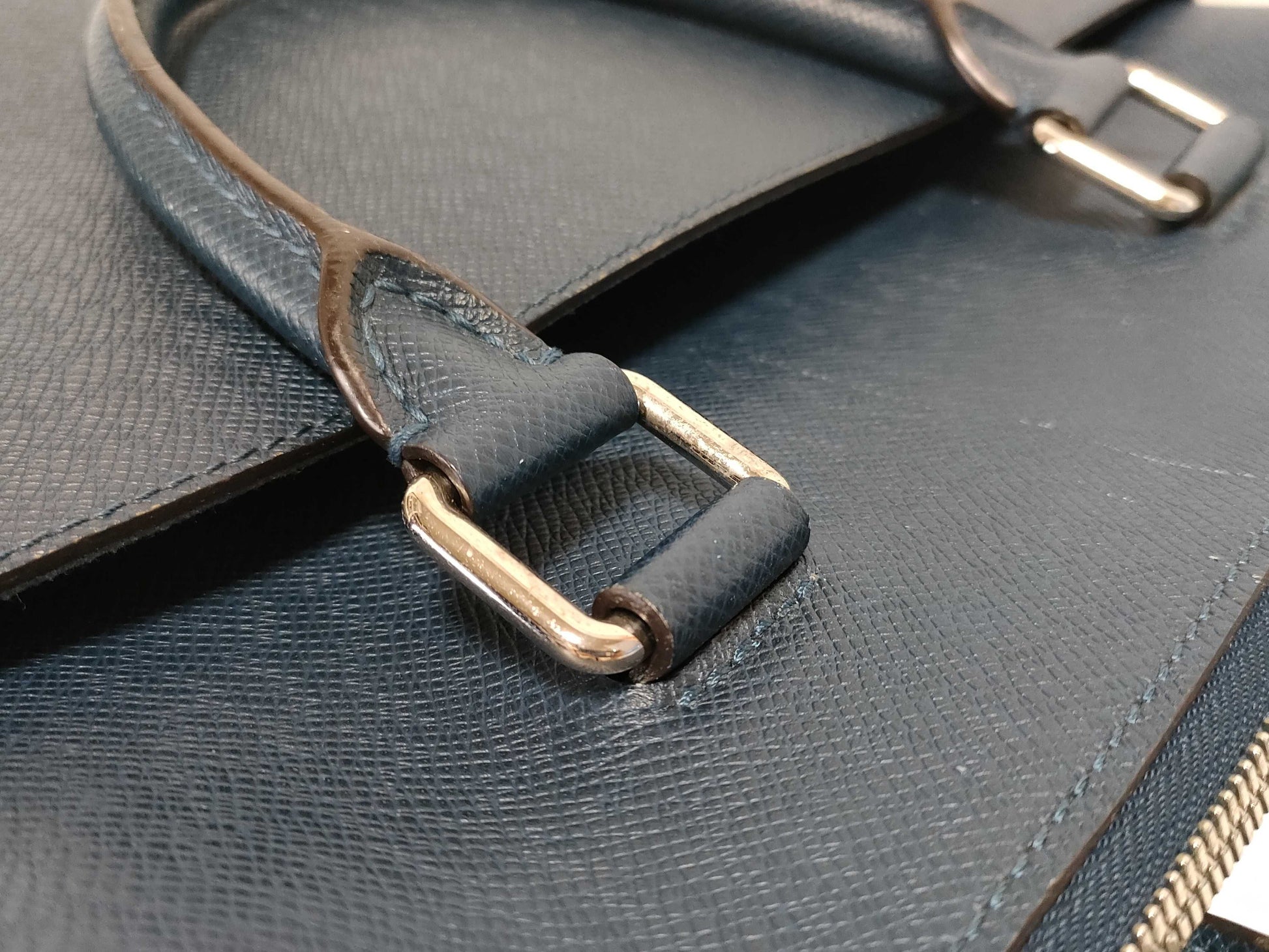 LOUIS VUITTON RFID Unverified MB3195 Louis Vuitton Taiga Damier Taiga Grigory Tote ★Strap Handbag