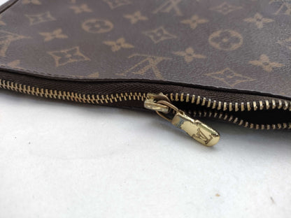 LOUIS VUITTON Monogram Accessory Pouch