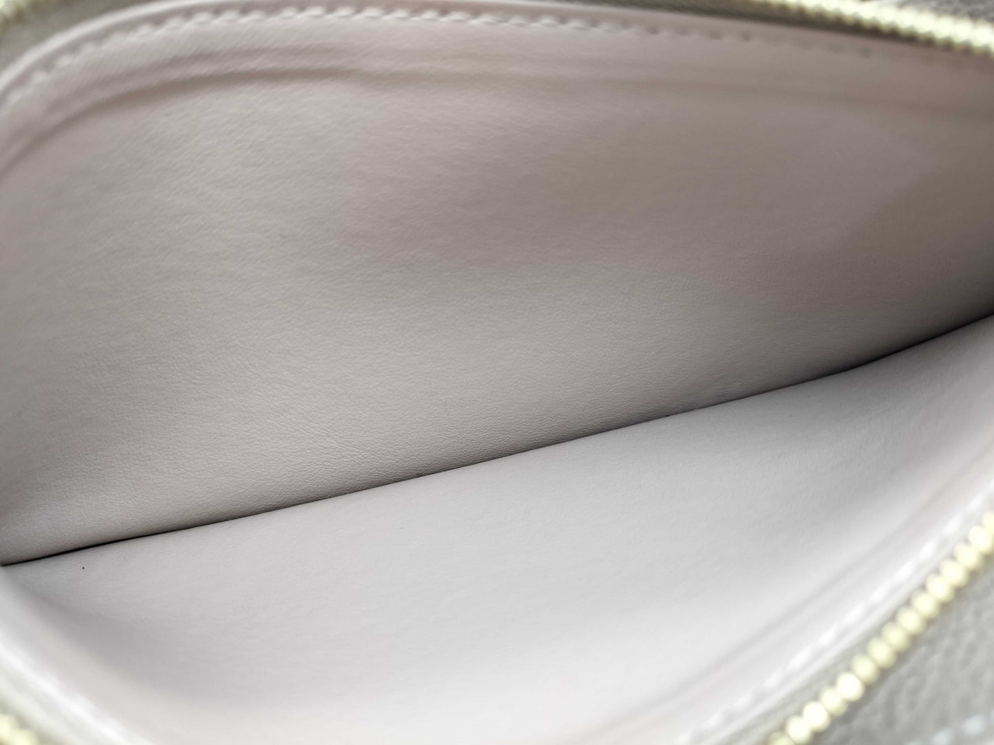 LOUIS VUITTON SP 3174 Monogram Empreinte Louis Vuitton Empreinte Zippy Wallet