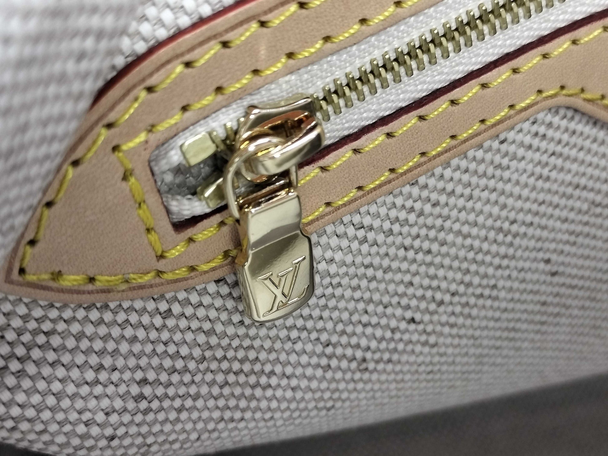 LOUIS VUITTON LV Flight Mode Collection Speedy 30 Handbag