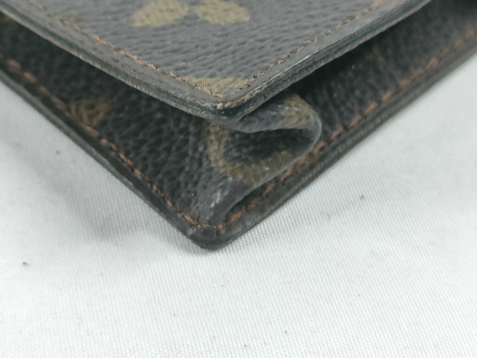 LOUIS VUITTON [Serial Number] Unconfirmed Monogram LV Monogram Glasses Case Other Accessories
