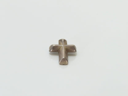 Tiffany & Co. TIFFANY & Co. Minor scratches on cross motif necklace in 925