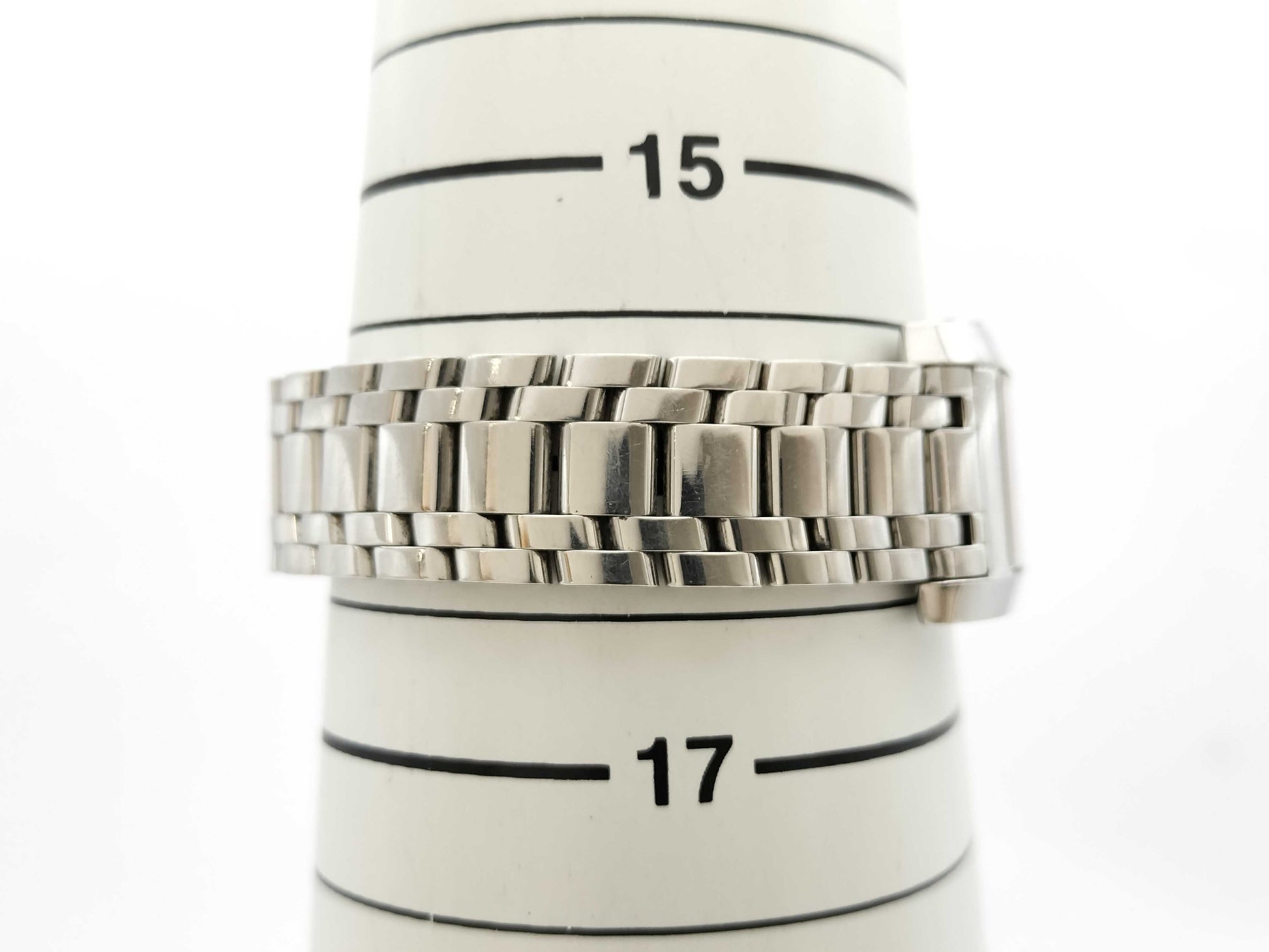 FENDI 069-7000L-972 White Dial Quartz Women's Watch
