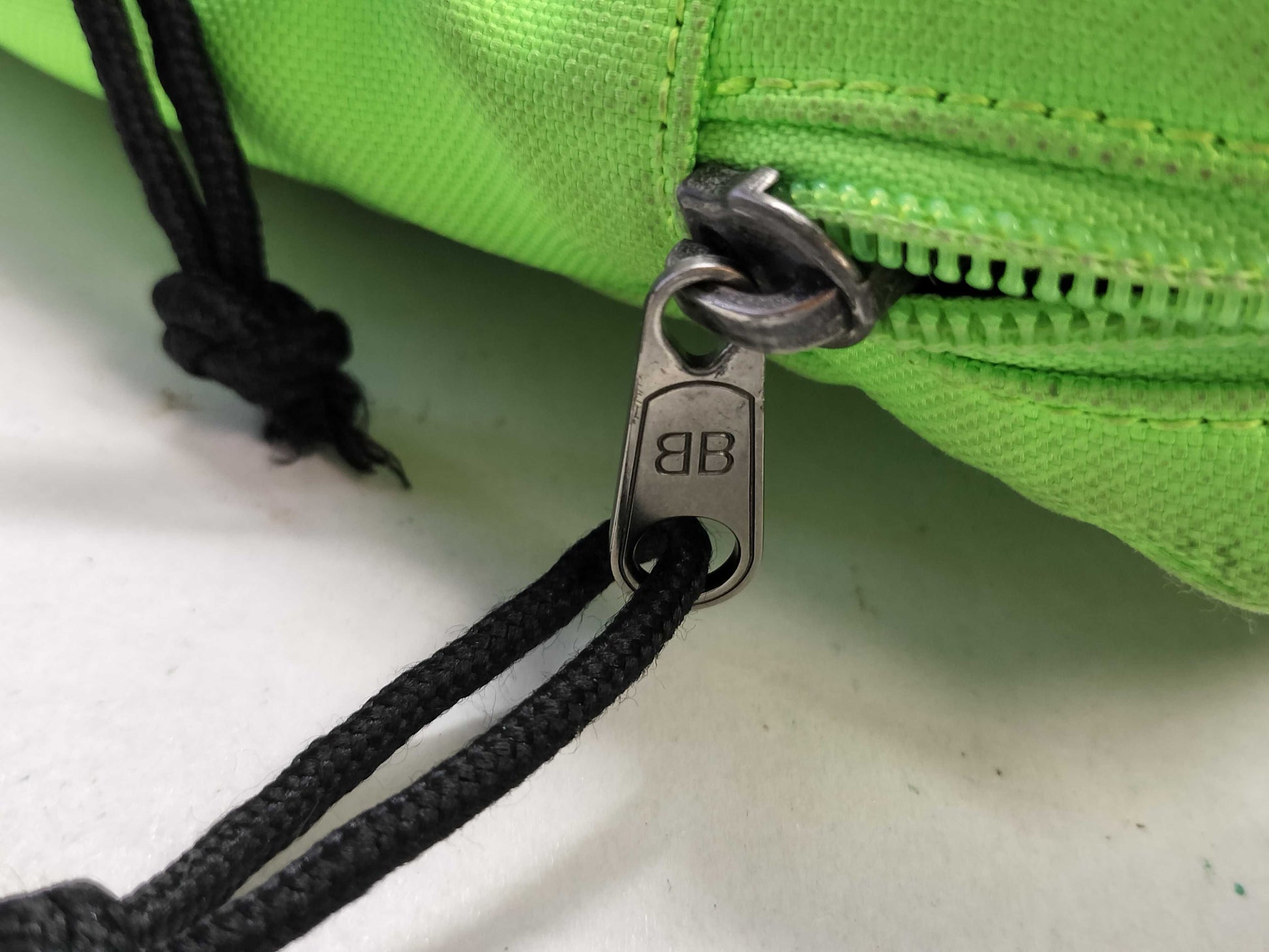 BALENCIAGA BALENCIAGA Shoulder Bag Green Nylon Shoulder Bag