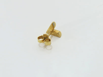 LOUIS VUITTON LV Essential V Earrings M68153 LE1213 GP Earrings