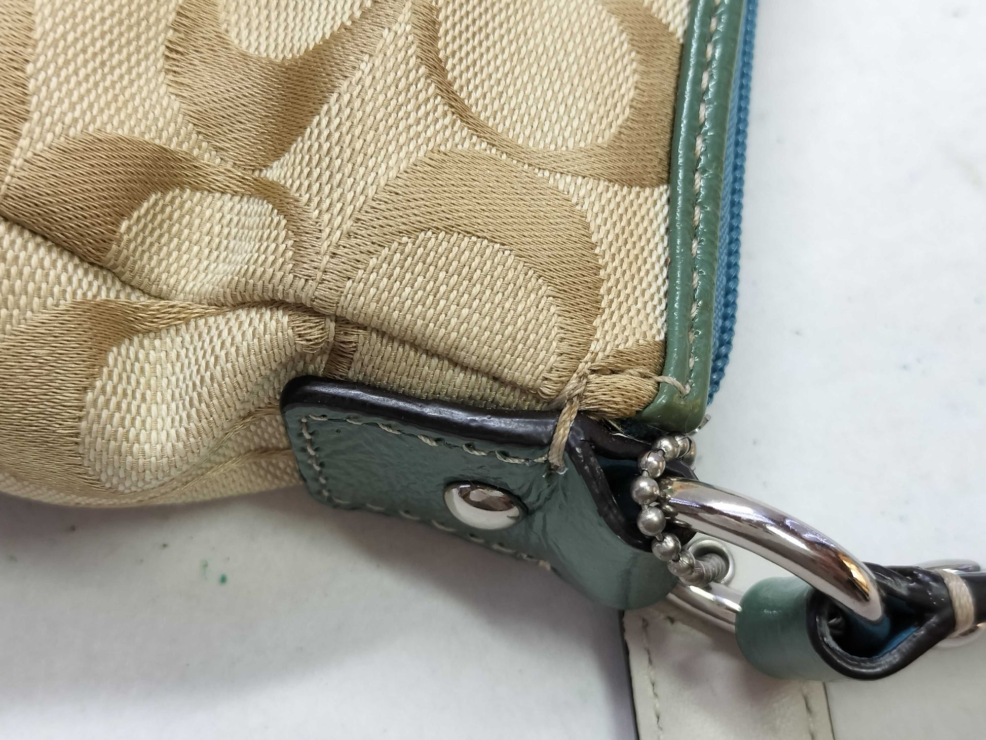 COACH Signature One-Shoulder Canvas Bag, No Serial Number, Beige/Multicolor, Handbag