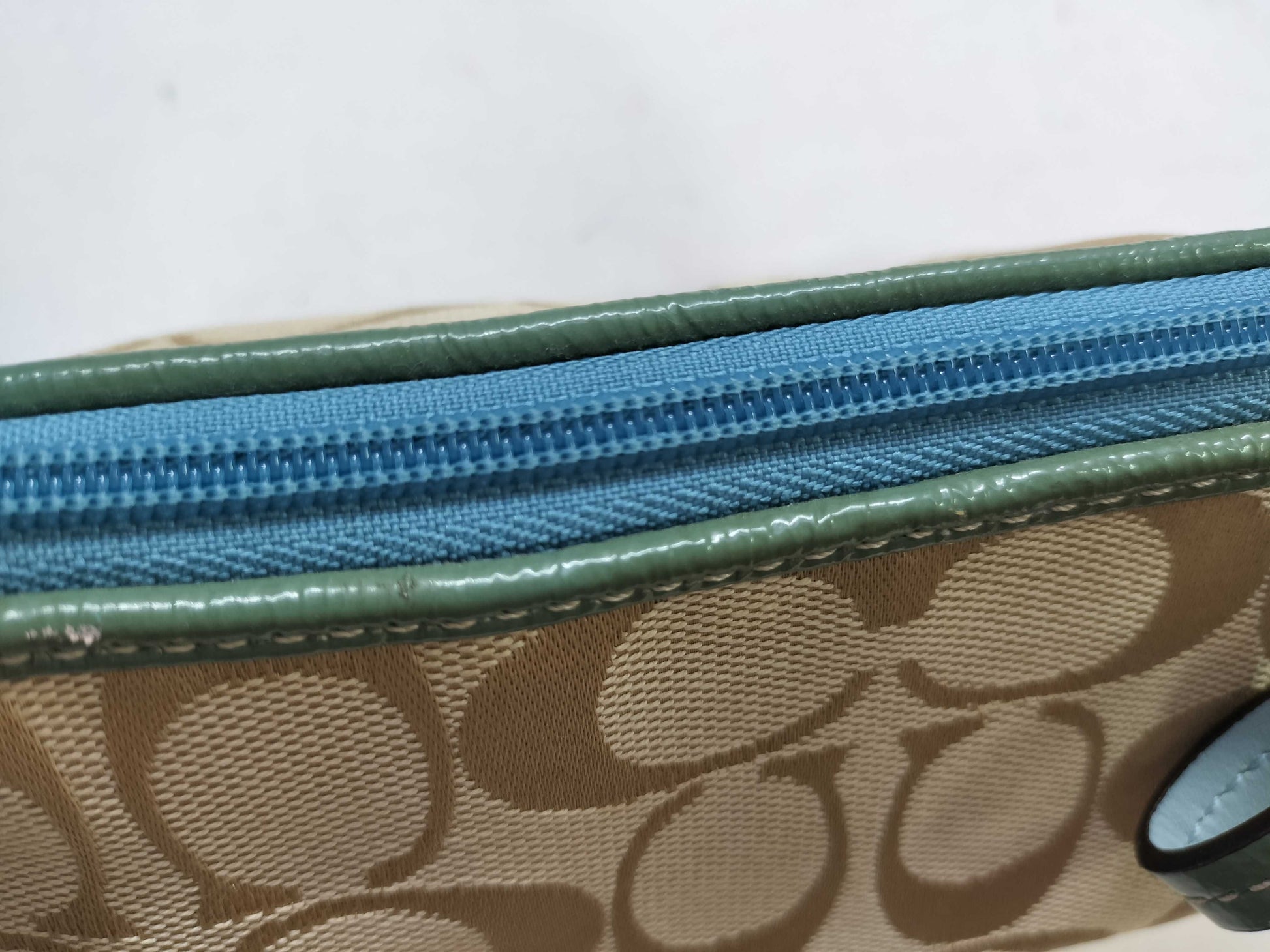 COACH Signature One-Shoulder Canvas Bag, No Serial Number, Beige/Multicolor, Handbag