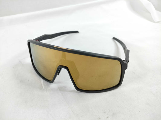  OAKLEY Oakley Sunglasses OO9406A Case Sunglasses and Glasses