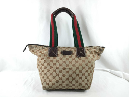GUCCI GG Canvas Handbag, Nylon Fabric, Size 131.230