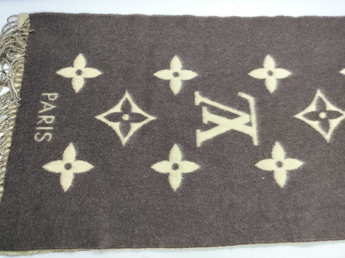 LOUIS VUITTON LV Large Stole 100% Cashmere Brown x Beige Scarf