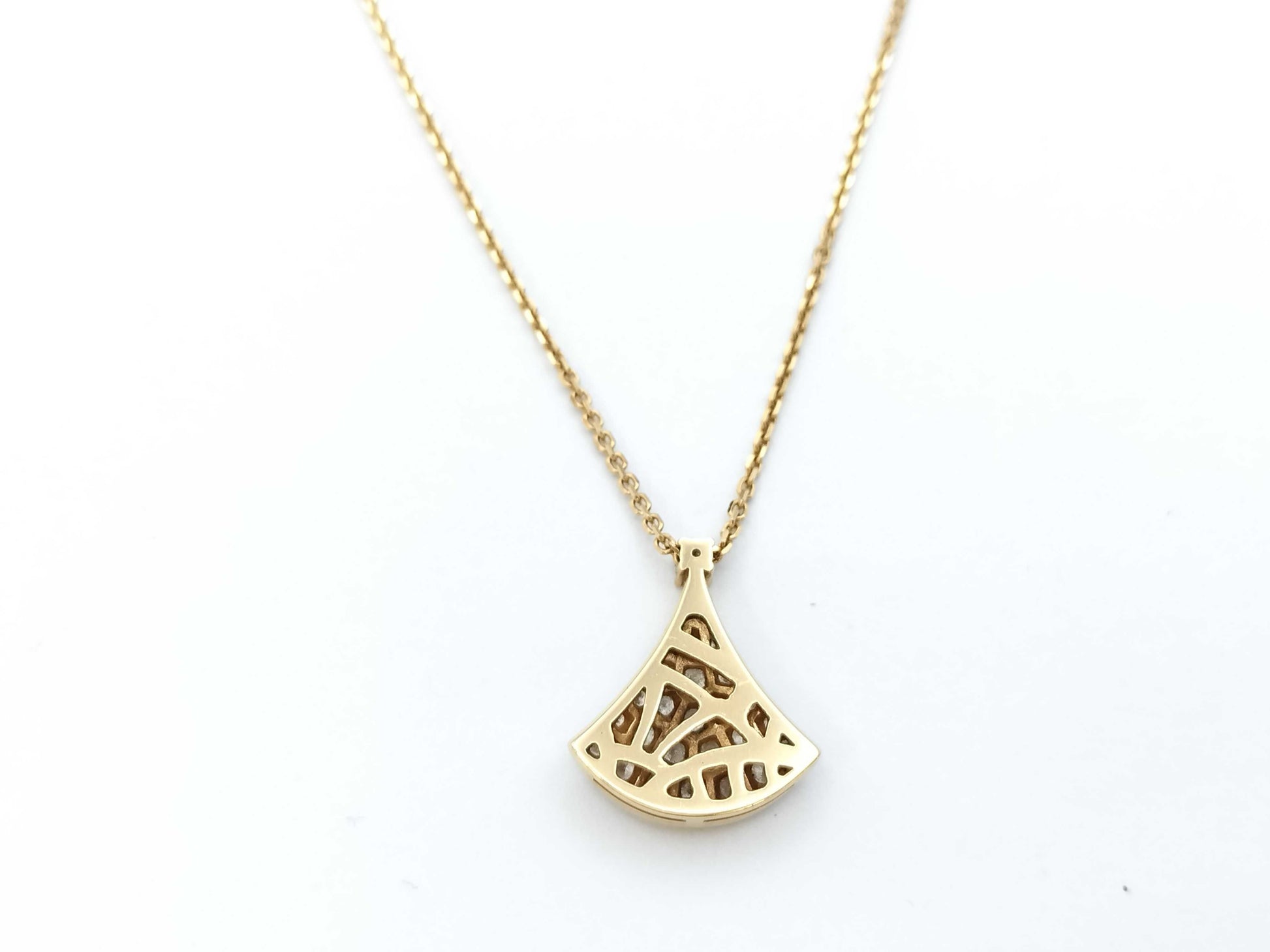 BVLGARI Diva Dream Pavé Diamond Necklace in Au750, 5.3g 