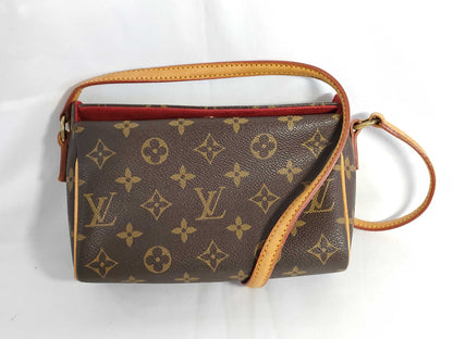 LOUIS VUITTON Monogram Louis Vuitton Shoulder Bag