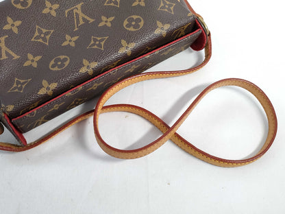 LOUIS VUITTON Monogram Louis Vuitton Shoulder Bag