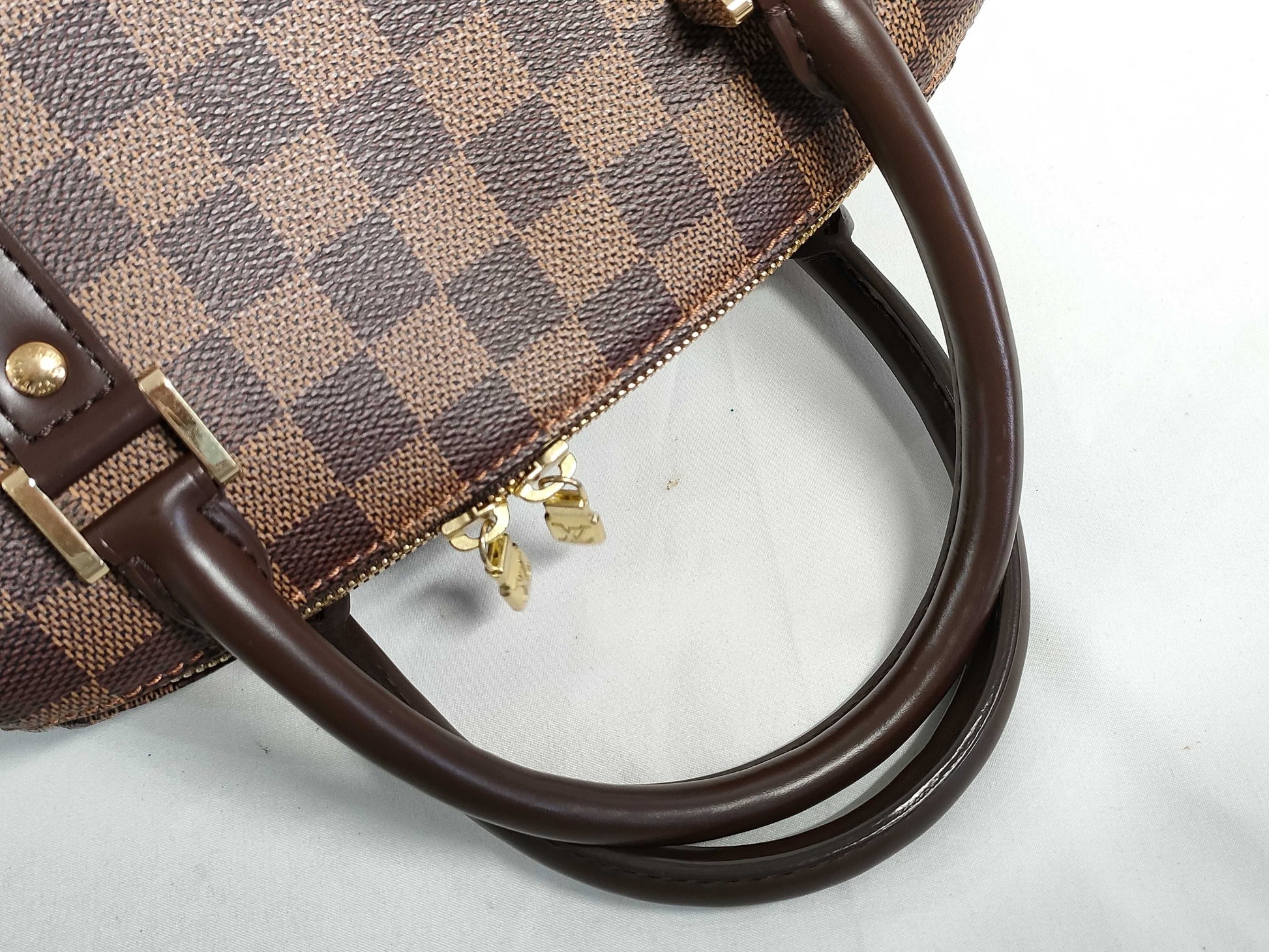LOUIS VUITTON Damier Louis Vuitton bag handbag