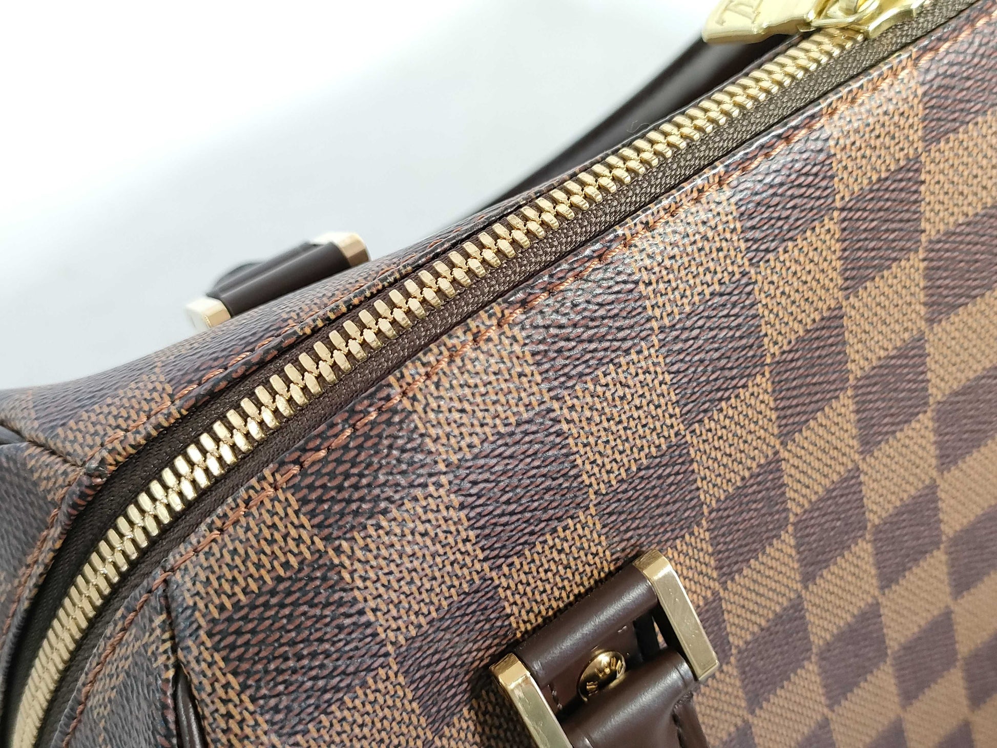 LOUIS VUITTON Damier Louis Vuitton bag handbag