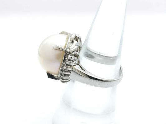 Semi-round pearl, diameter approximately 15.4mm, D0.185ct, PT900, 13.8g, ring 