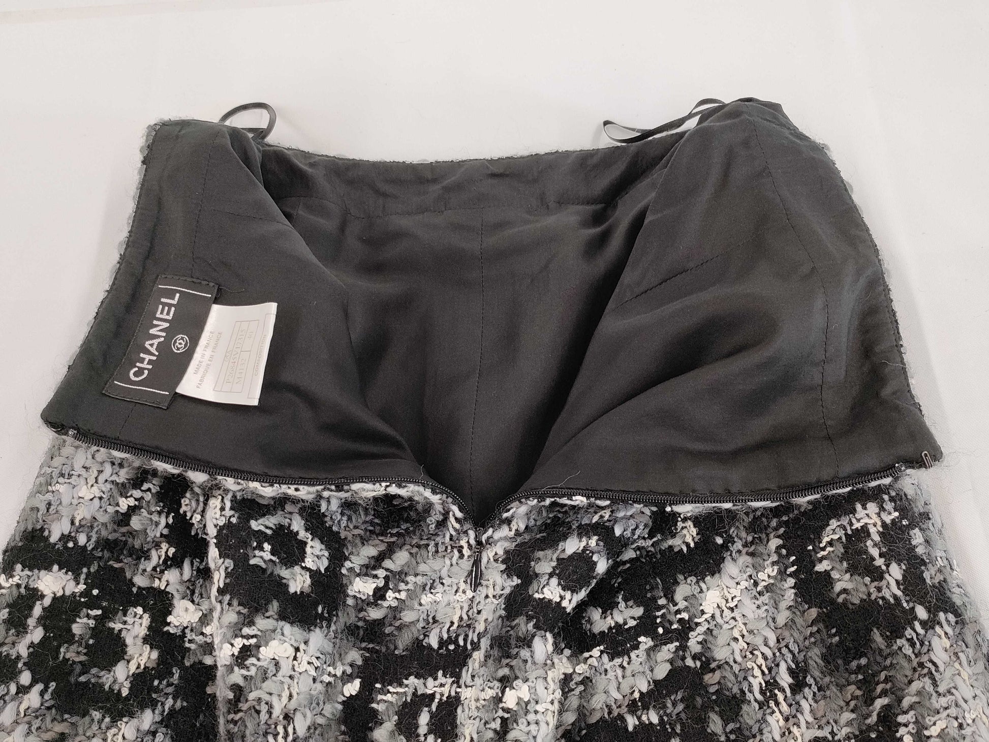 CHANEL 05A Coco Button Camellia Print Tweed Set Long Coat and Skirt P26844 P26845 Gray Other Apparel