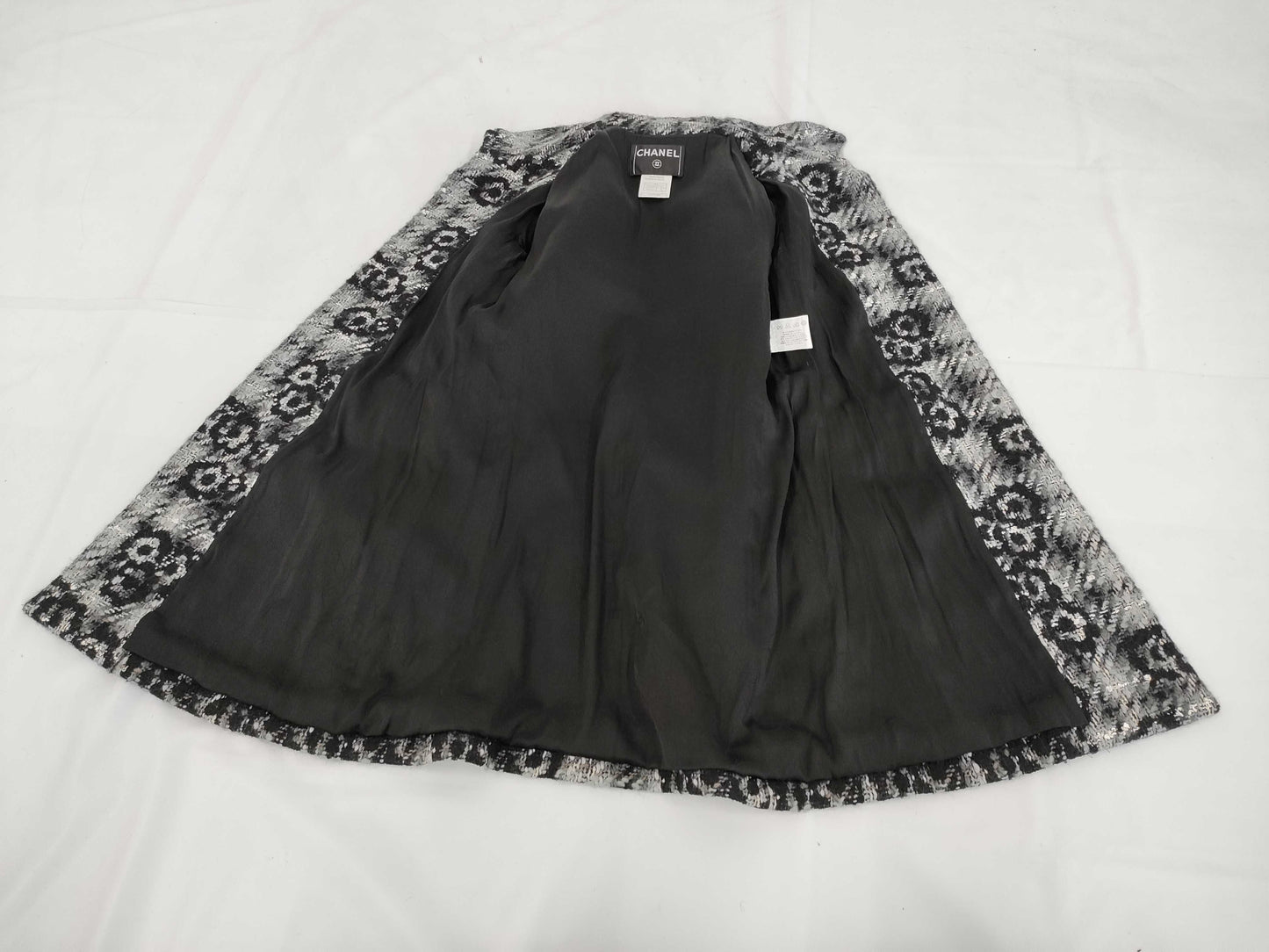 CHANEL 05A Coco Button Camellia Print Tweed Set Long Coat and Skirt P26844 P26845 Gray Other Apparel