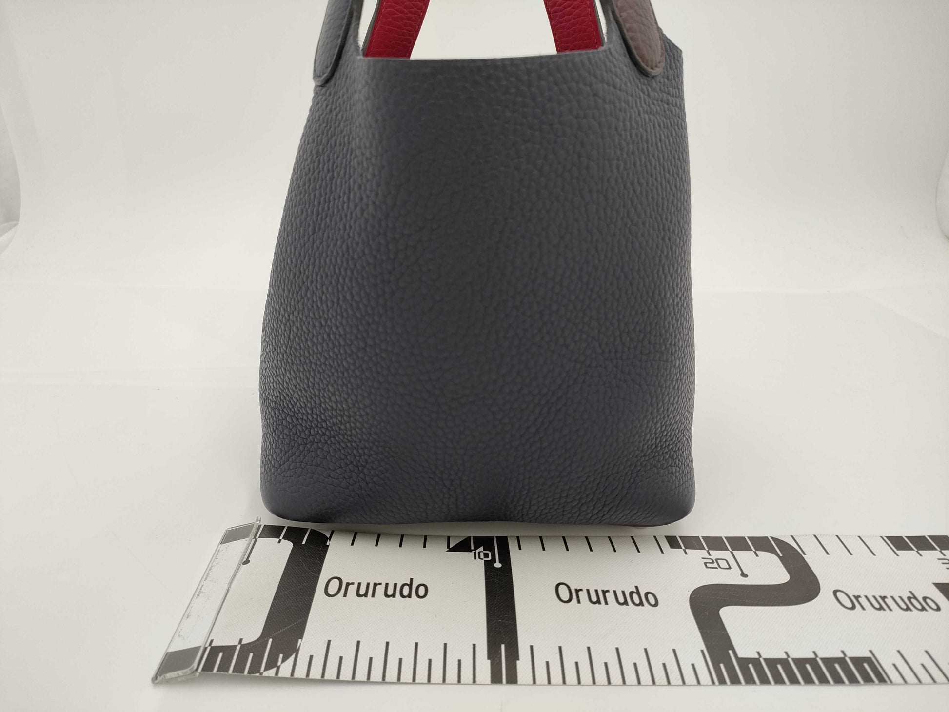 HERMES Z Stamp Picotin Lock PM Taurillon Clemence Rouge Cellier Framboise Handbag