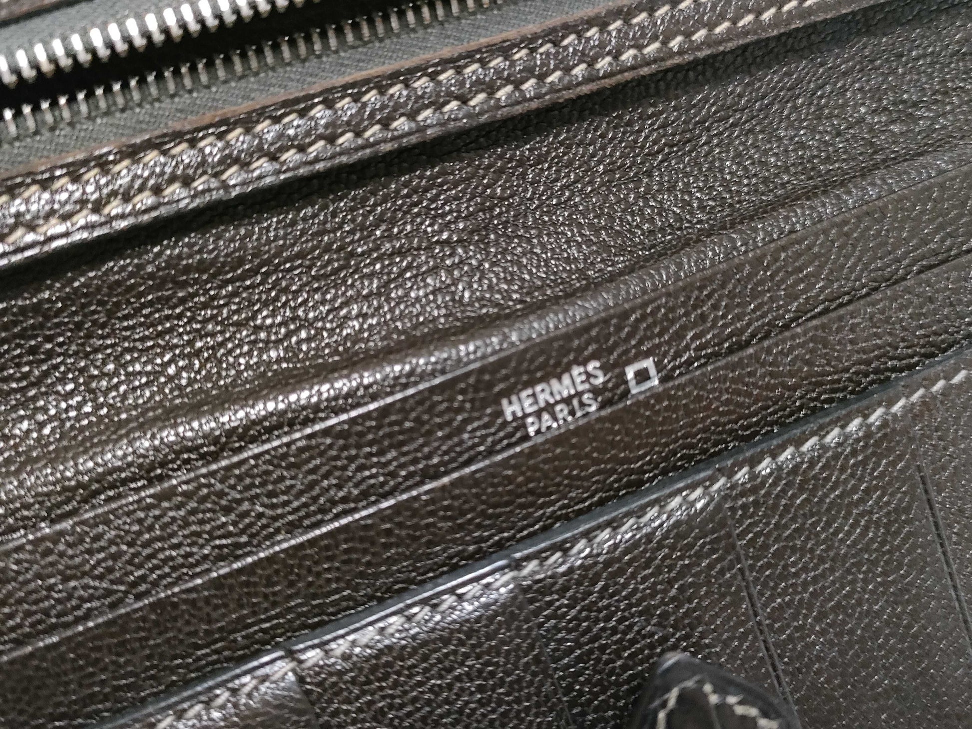 HERMES [Stamped] □E Bearn Hermès □E Stamped Bearn Classic Alligator Wallet
